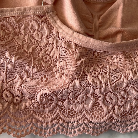 Blush Pink Bralette with Lace Detail NWOT XL - Picture 5 of 5